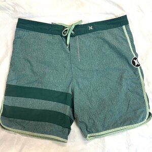 Hurley Phantom Board Shorts Men’s Size 38 Surf Swim Trunks Green Stretch